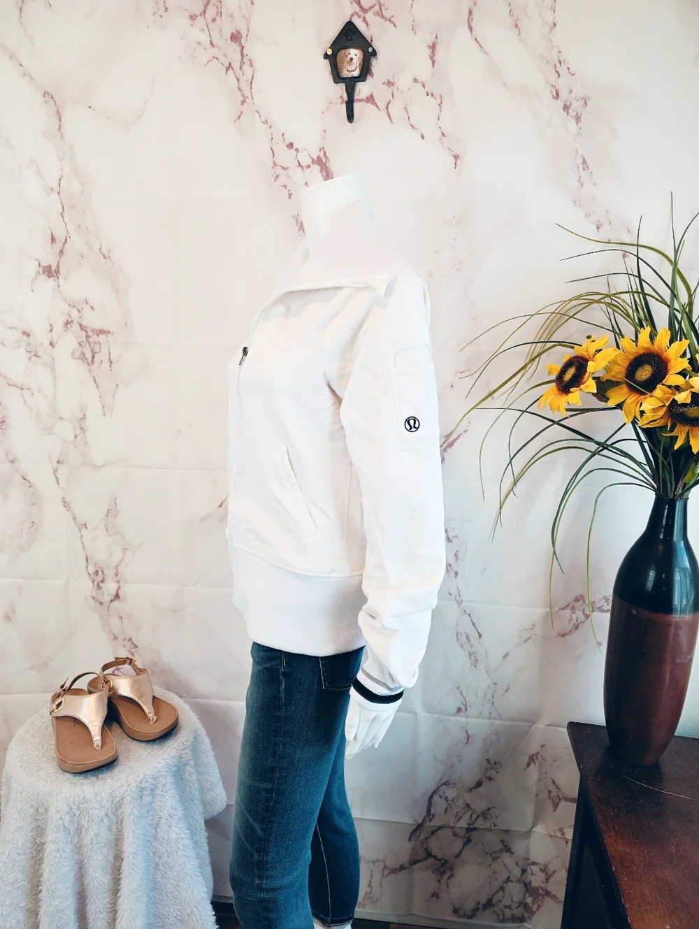 Lululemon White Zip Up Jacket Size 8 Fitted Athleisure Yoga Forme Style OG - Picture 6 of 9